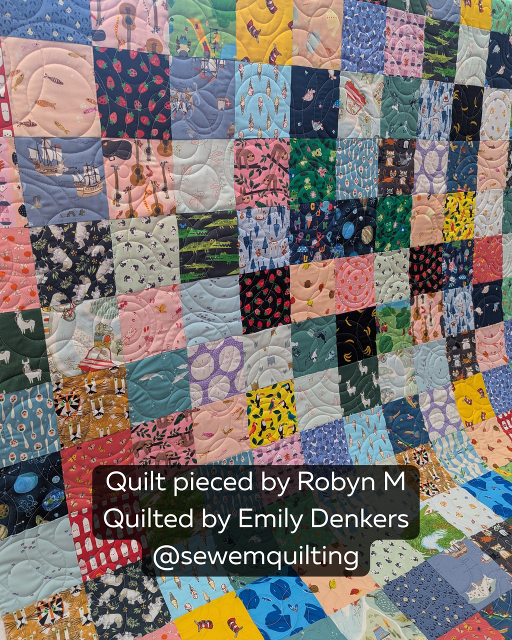 Raindrop Ripples digital pantograph featuring overlapping circles on a multicolored quilt